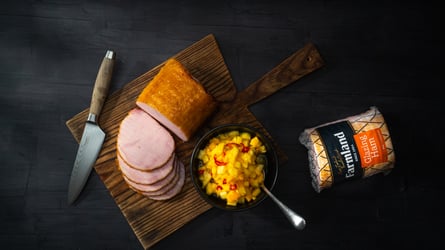 Airfryer pineapple glazed ham with tropical salsa_Farmland,portrait_HR-07326